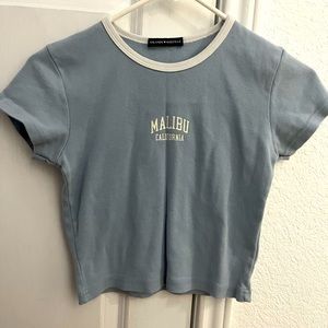 Brandy Melville Malibu USA Ashlyn shirt